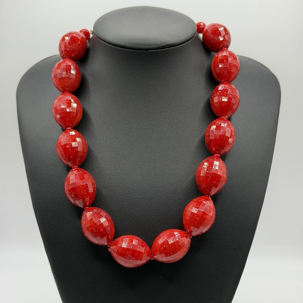 Vintage Chunky Red Faceted Lucite Bead Necklace Statement Choker Holiday Retro